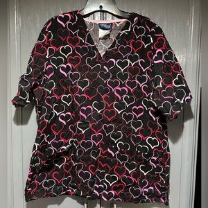 Tafford Pink and Gray Heart Scrub Top Large